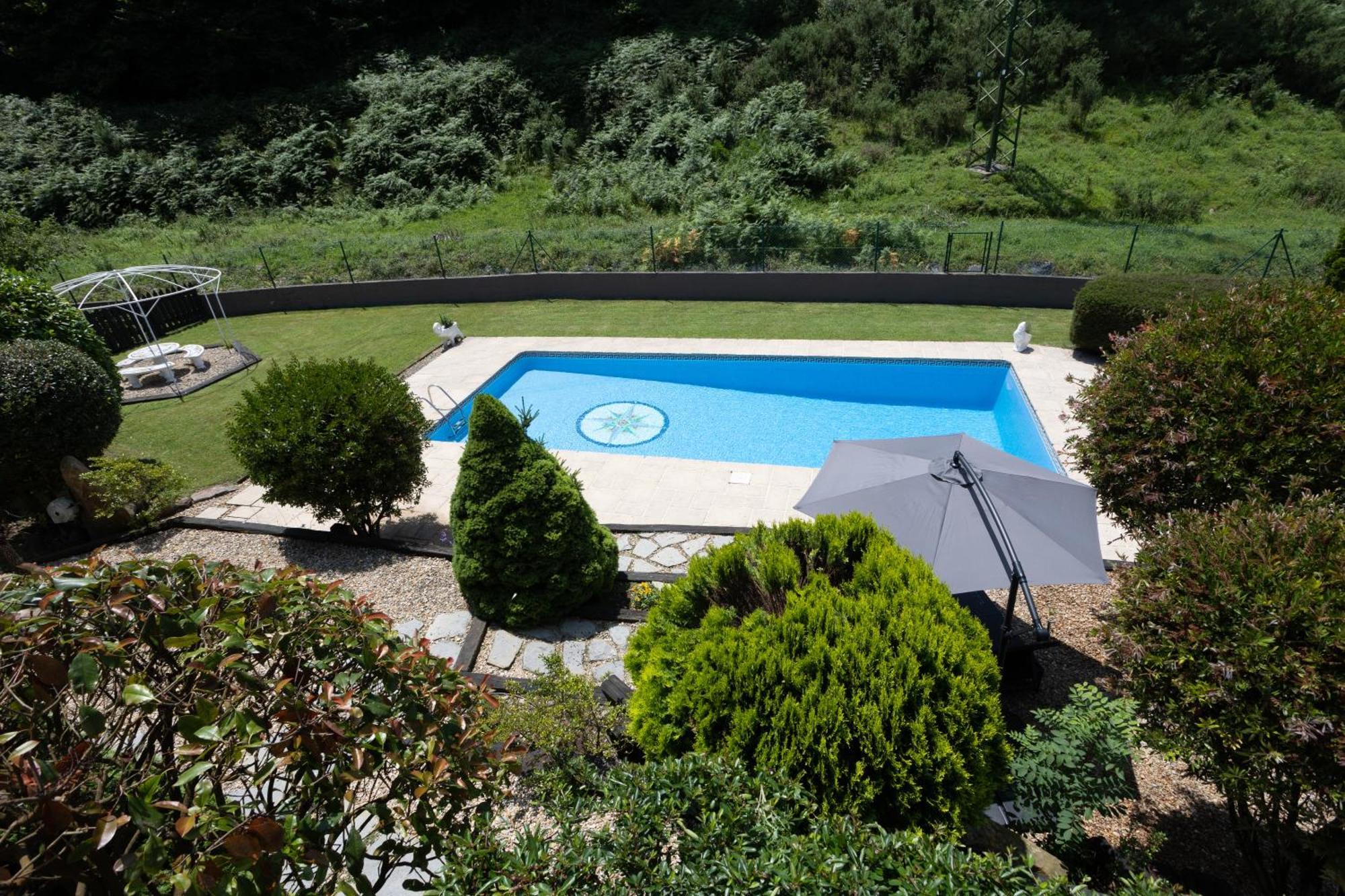 Sarren Villa Pool Bermeo Exterior photo