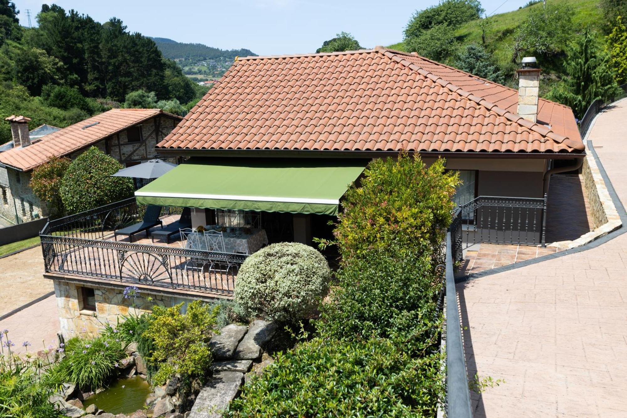 Sarren Villa Pool Bermeo Exterior photo